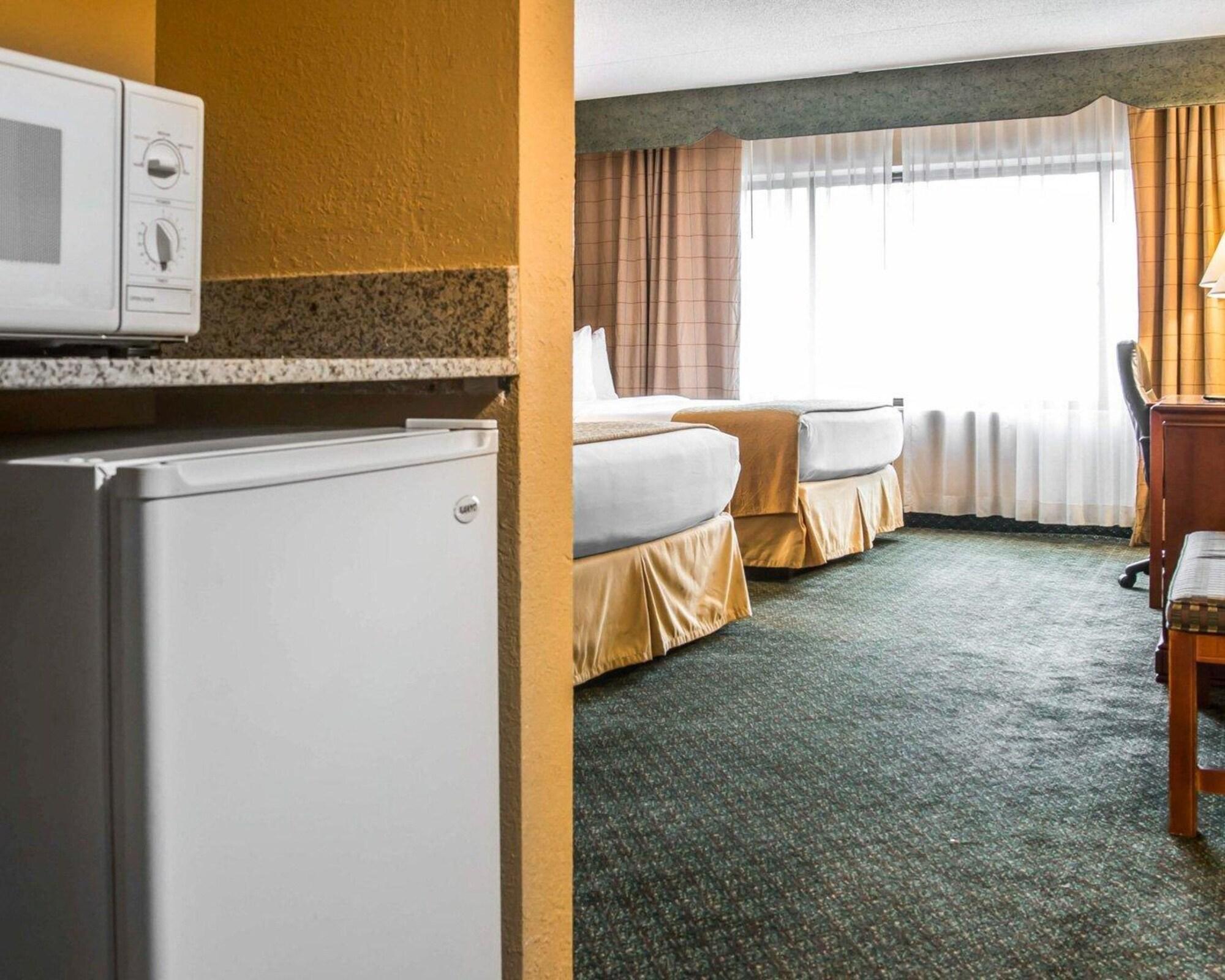 Quality Inn Southfield Eksteriør bilde